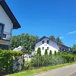 شقة Luska *
